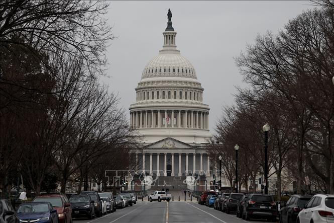 Thượng viện Mỹ tán thành tiếp tục xung đột tại Iran và bán vũ khí cho Israel
